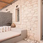 Gaia Bazaar Hotel