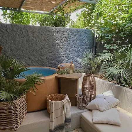 Gaia Bazaar Otel Alaçatı