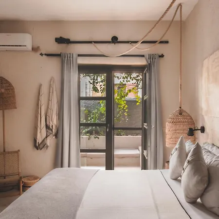 Gaia Bazaar * アラカティ